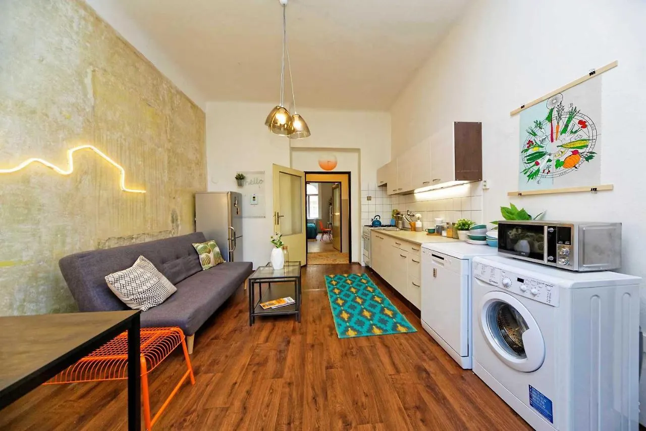 Apartments Jiriho Z Podebrad Praag